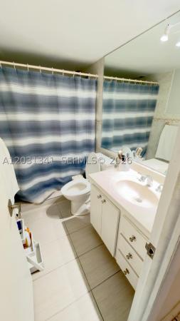 Oceanside Plaza, 5555 Collins Ave #16W, Miami Beach, Florida 33140, image 1