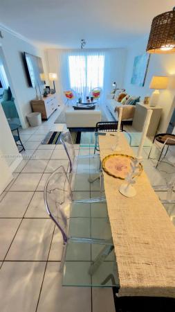 Oceanside Plaza, 5555 Collins Ave #16W, Miami Beach, Florida 33140, image 1