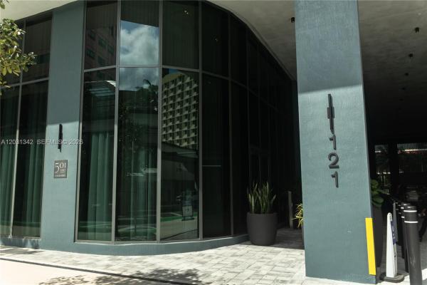 121 NE 5th St #1012A, Miami, Florida 33132, image 1