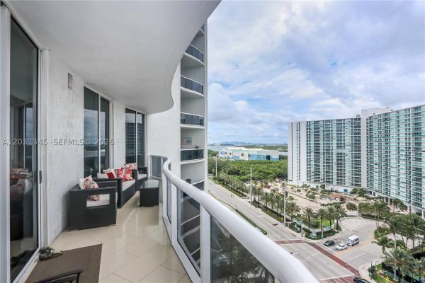 Tdr Tower 3, 15811 Collins Ave #1105, Sunny Isles Beach, Florida 33160, image 2