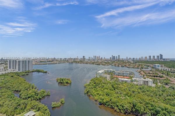 The Harbour North Tower, 16385 Biscayne Blvd #3107, North Miami Beach, Florida 33160, image 3