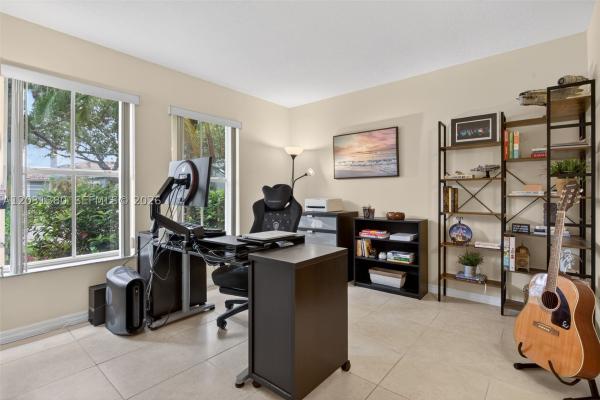 Carrington Lake, 370 Carrington Dr, Weston, Florida 33326, image 3