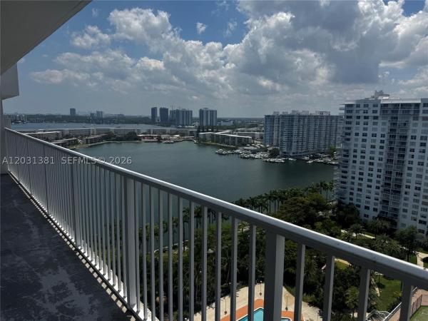 Admirals Port East, 2851 NE 183rd St #2004E, Aventura, Florida 33160, image 2