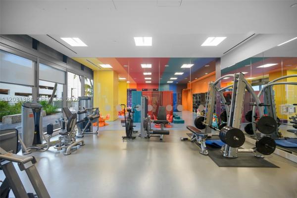 Reach Brickell City Centre, 68 SE 6th St #910, Miami, Florida 33131, image 2