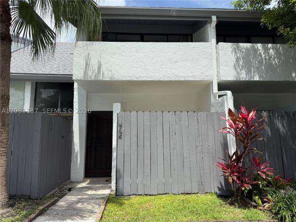 19220 NE 25th Ave #272B, Unincorporated Dade County, Florida 33180, image 2