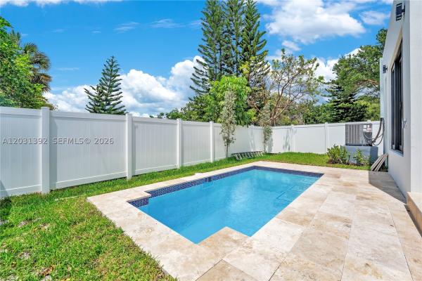 Hollywood Terrace, 2661 Johnson St, Hollywood, Florida 33020, image 2