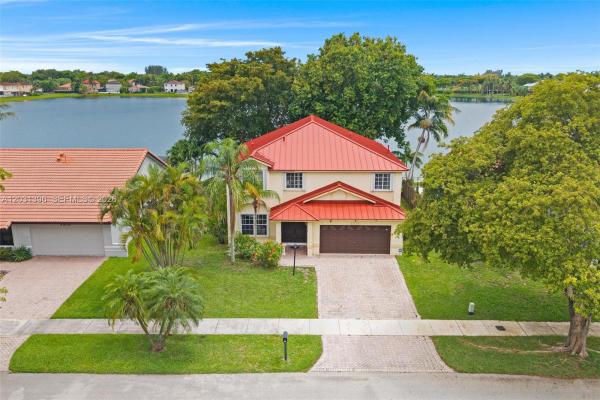 Monterey Lakes, 9314 SW 212th Ter, Cutler Bay, Florida 33189, image 1