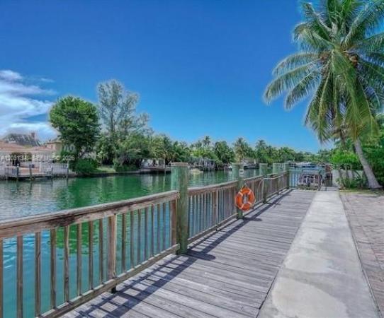 The Castille, 4011 N Meridian Ave #35, Miami Beach, Florida 33140, image 1
