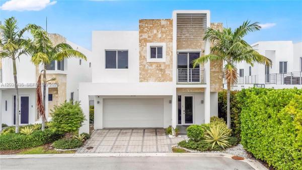 Vesta At Neovita, 6750 NW 103rd Ave, Doral, Florida 33178, image 1