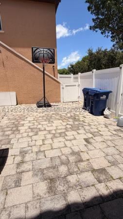 9411 SW 171st Ave, Unincorporated Dade County, Florida 33196, image 1