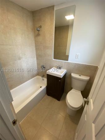 11310 E Peachtree Dr, Unincorporated Dade County, Florida 33161, image 2