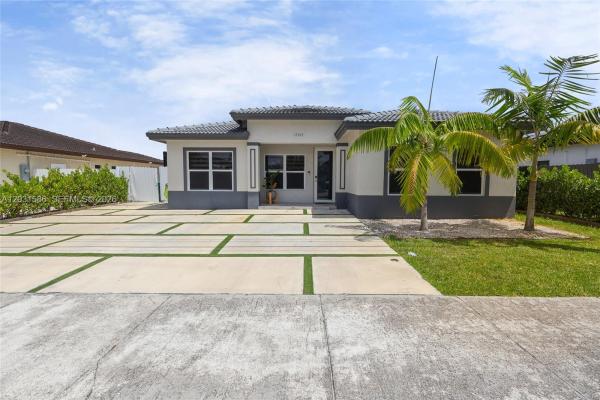 13063 SW 256th St, Homestead, Florida 33032, image 1