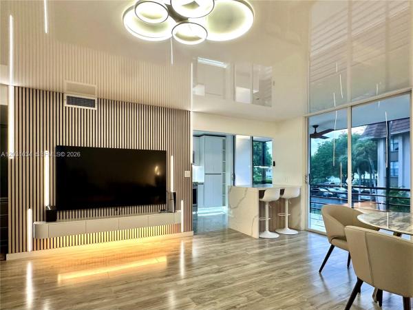671 NE 195th St #205E, Miami, Florida 33179, image 1