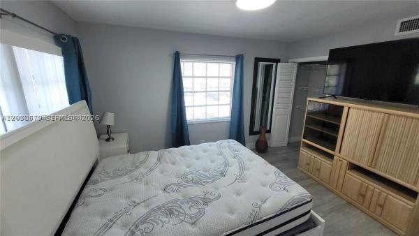 Colonial House, 1150 Atlantic Shores Blvd #601, Hallandale Beach, Florida 33009, image 2
