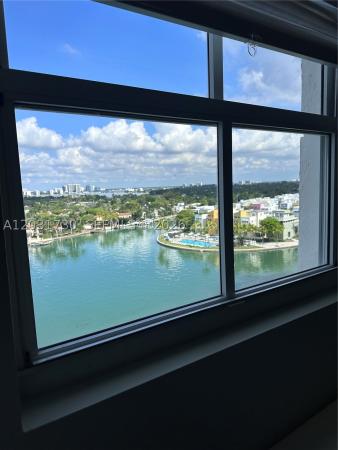 La Rive Gauche, 5880 W Collins Ave #1203, Miami Beach, Florida 33140, image 2