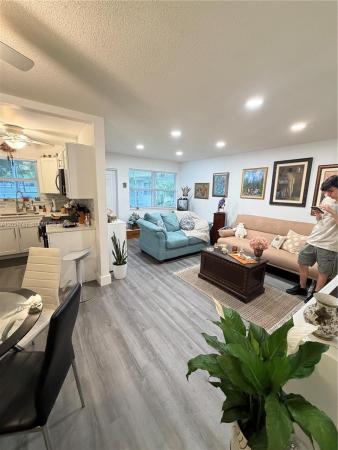 Astor, 3500 Harrison St #4, Hollywood, Florida 33021, image 1