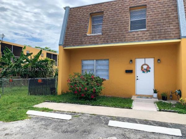 Sunrise Towne, 2698 NW 60th Way #165, Sunrise, Florida 33313, image 3