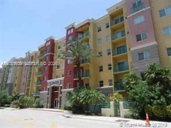 Valencia, 6001 SW 70th St #250, South Miami, Florida 33143, image 1