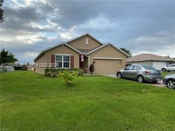 Cape Coral, 3815 SW 11th Pl, Cape Coral, Florida 33914, image 1