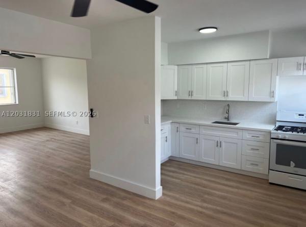 Altos Del Mar, 7730 Byron Ave #4, Miami Beach, Florida 33141, image 2