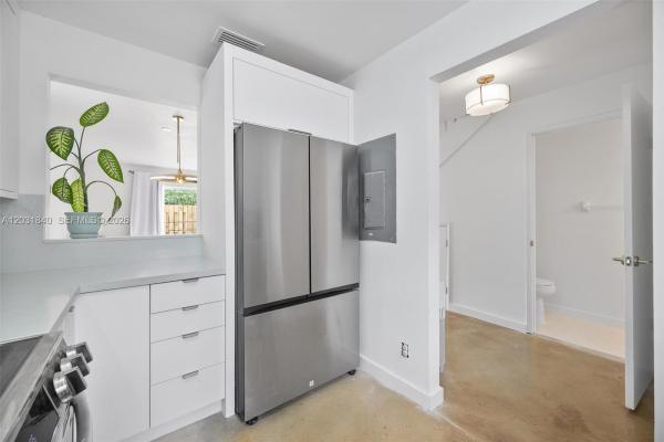 421 SW 3rd St #16, Miami, Florida 33130, image 1