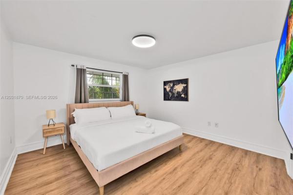 Eastern Shores, 2940 NE 164th St, North Miami Beach, Florida 33160, image 1