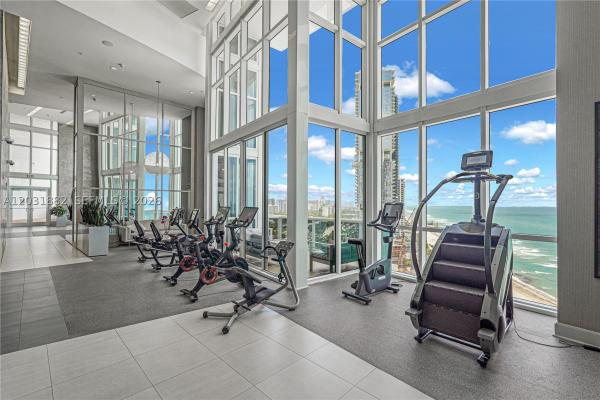 Trump Royale, 18201 Collins Ave #2008A, Sunny Isles Beach, Florida 33160, image 2