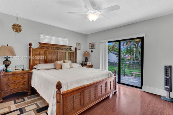 14918 SW 93rd St, Unincorporated Dade County, Florida 33196, image 3
