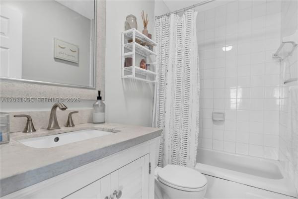 14918 SW 93rd St, Unincorporated Dade County, Florida 33196, image 2