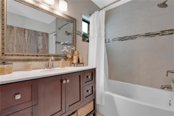 14918 SW 93rd St, Unincorporated Dade County, Florida 33196, image 1