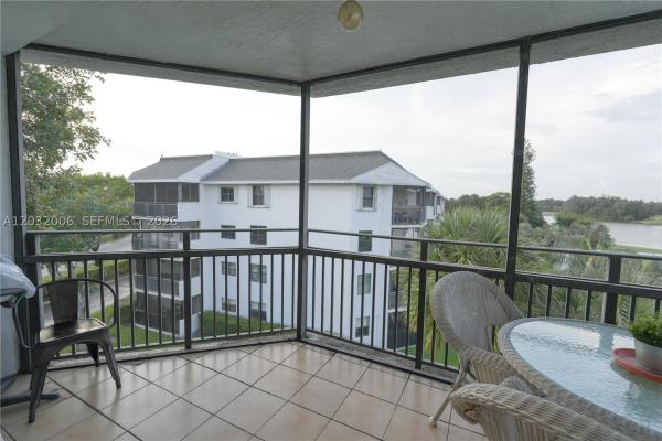 Fairways, 16051 Blatt Blvd #401, Weston, Florida 33326, image 3