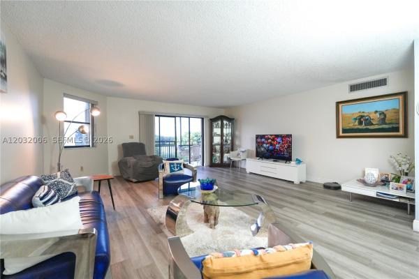 Fairways, 16051 Blatt Blvd #401, Weston, Florida 33326, image 3