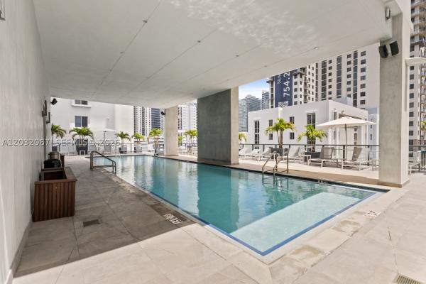 239 SW 9th St #301, Miami, Florida 33130, image 1