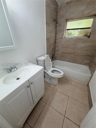 College, 753 SW 3rd Pl, Dania Beach, Florida 33004, image 2
