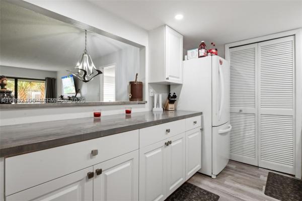 Racquet Club Village, 301 Racquet Club Rd #104, Weston, Florida 33326, image 2