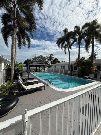 500 SW 7th St #1-4, Hallandale Beach, Florida 33009, image 1