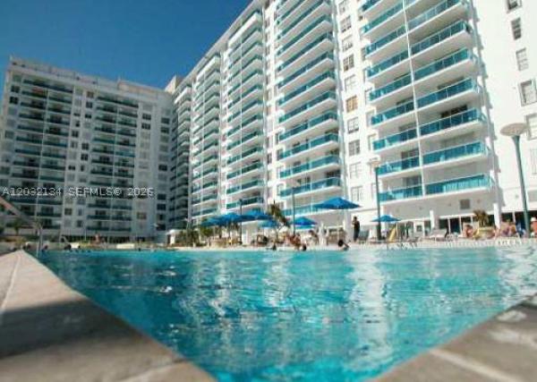 Roney Palace, 2301 Collins Ave #843, Miami Beach, Florida 33139, image 1