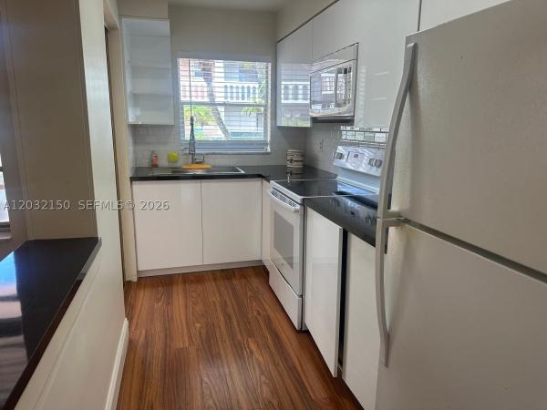 Eldorado Country Club, 160 NE 8th Ave #25A, Hallandale Beach, Florida 33009, image 2