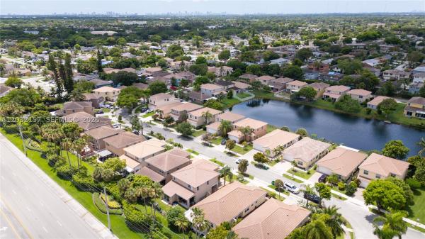Silverado, 7907 N Silverado Cir, Davie, Florida 33024, image 2