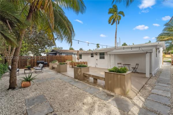 1480 NE 117th St, Unincorporated Dade County, Florida 33161, image 2