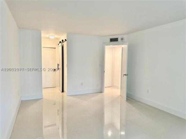 Admirals Port East, 2851 NE 183rd St #109E, Aventura, Florida 33160, image 3