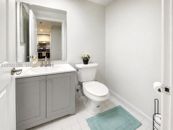 Brickell Key Two, 540 Brickell Key Dr #1802, Miami, Florida 33131, image 2
