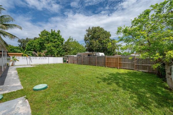 1507 NW 100th St, Unincorporated Dade County, Florida 33147, image 1