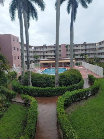 Brookfield Square, 2800 NW 56th Ave #E-401, Lauderhill, Florida 33313, image 2