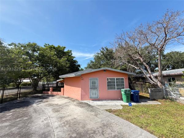 997 NW 116th St, Unincorporated Dade County, Florida 33168, image 3