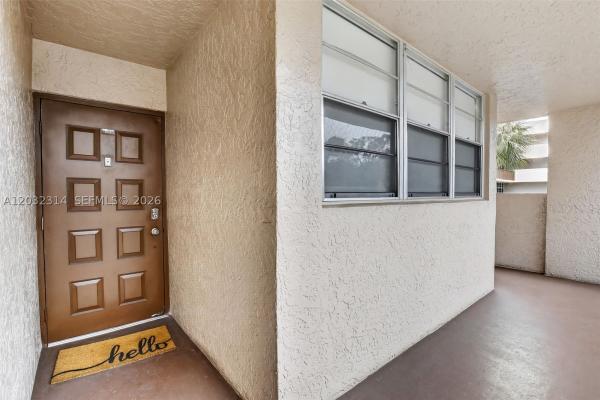 Sabal Palm Of Pine Island Ridge, 1911 Sabal Palm Dr #202, Davie, Florida 33324, image 3