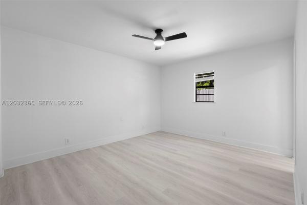 Trailer City, 2475 NE 137th St, North Miami Beach, Florida 33181, image 2