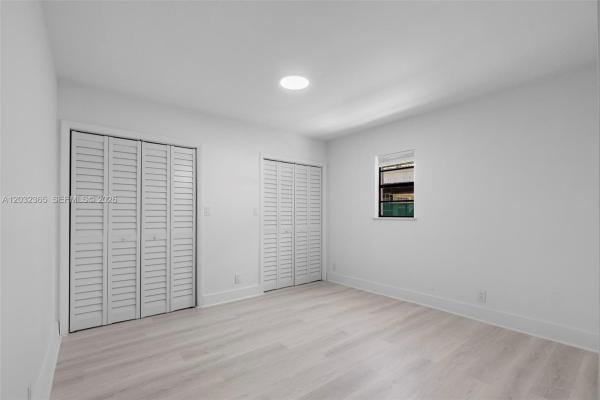 Trailer City, 2475 NE 137th St, North Miami Beach, Florida 33181, image 1