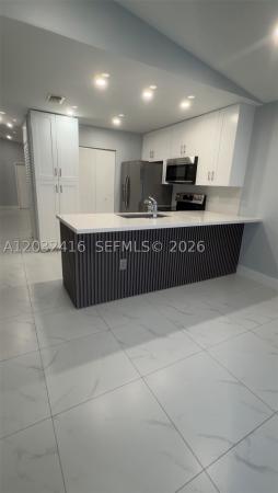 El Prado Country Club, 2834 W 75th Ter, Hialeah, Florida 33018, image 2