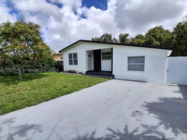 2600 NW 108th St, Unincorporated Dade County, Florida 33167, image 1